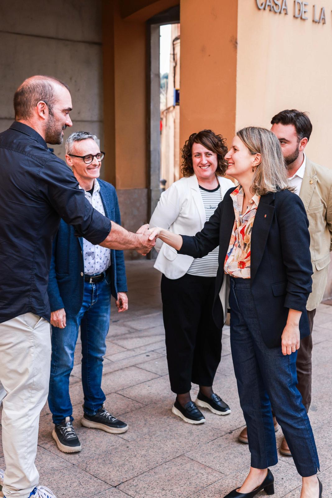 La Consellera de Drets Socials i Inclusió, Mònica Martínez Bravo, visita l??Ajuntament de Sallent