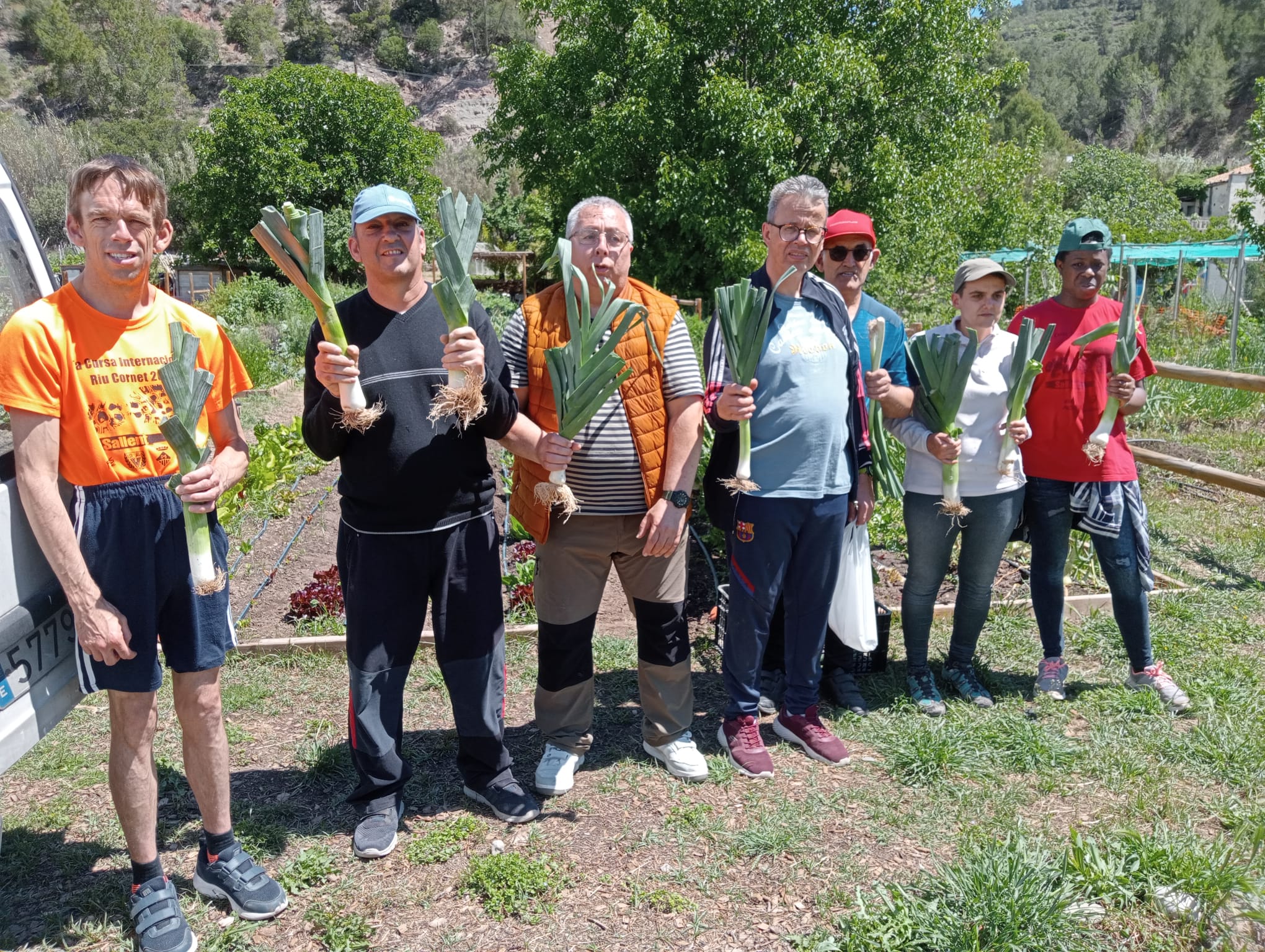 El grup del Centre Ocupacional finalitza la seva estada a "L'Hort és de totes"