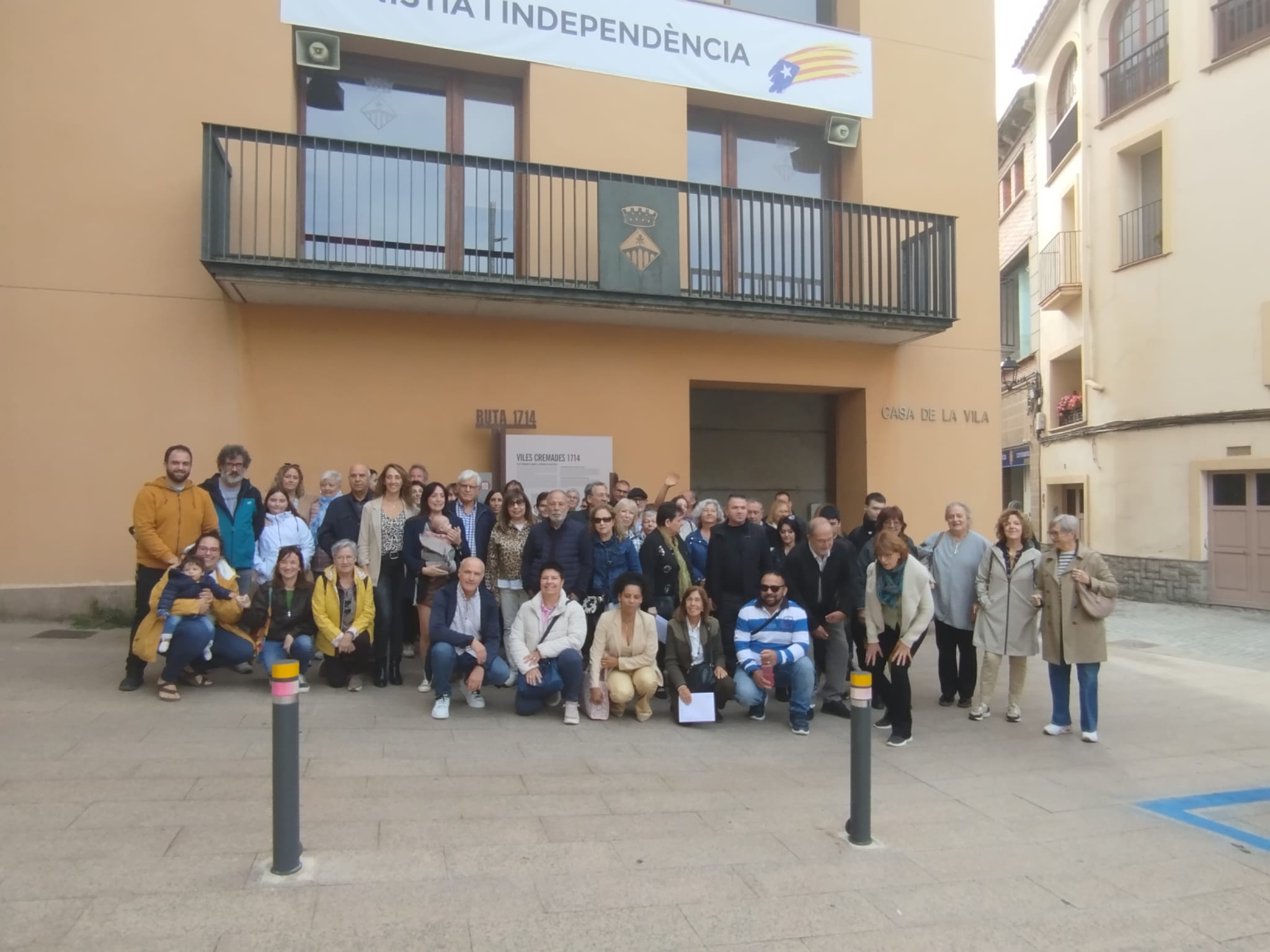 Sallent rep la visita de les persones premiades de la campanya 